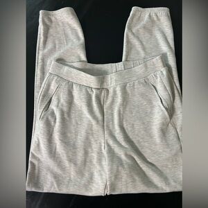 Barefoot Dreams Malibu Buttersoft Joggers